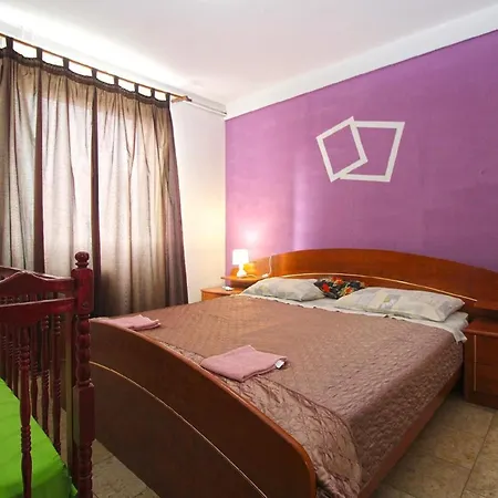 Apartment Fuer 6 Personen Ca 75 Qm In Fazana, Istrien Istrische Riviera Valbandon